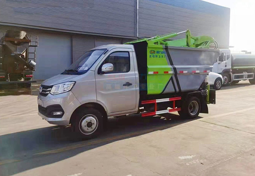 國(guó)六長(zhǎng)安無(wú)泄漏壓縮垃圾車(chē)