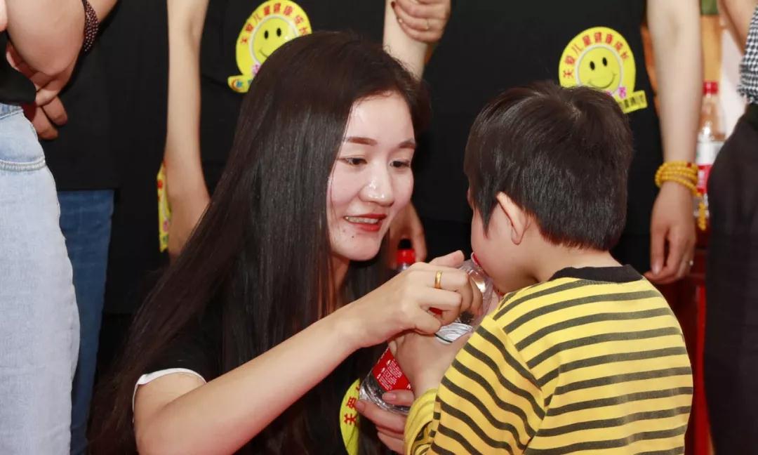 弘揚(yáng)傳統(tǒng)美德，關(guān)愛兒童成長(zhǎng)----首屆“魅力隨州，多彩程力”抖音大賽捐贈(zèng)公益活動(dòng)紀(jì)實(shí)