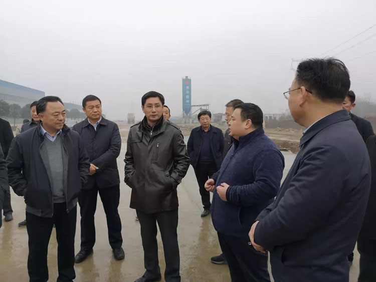 隨州市委、市人大代表團蒞臨程力集團商用車產(chǎn)業(yè)園視察